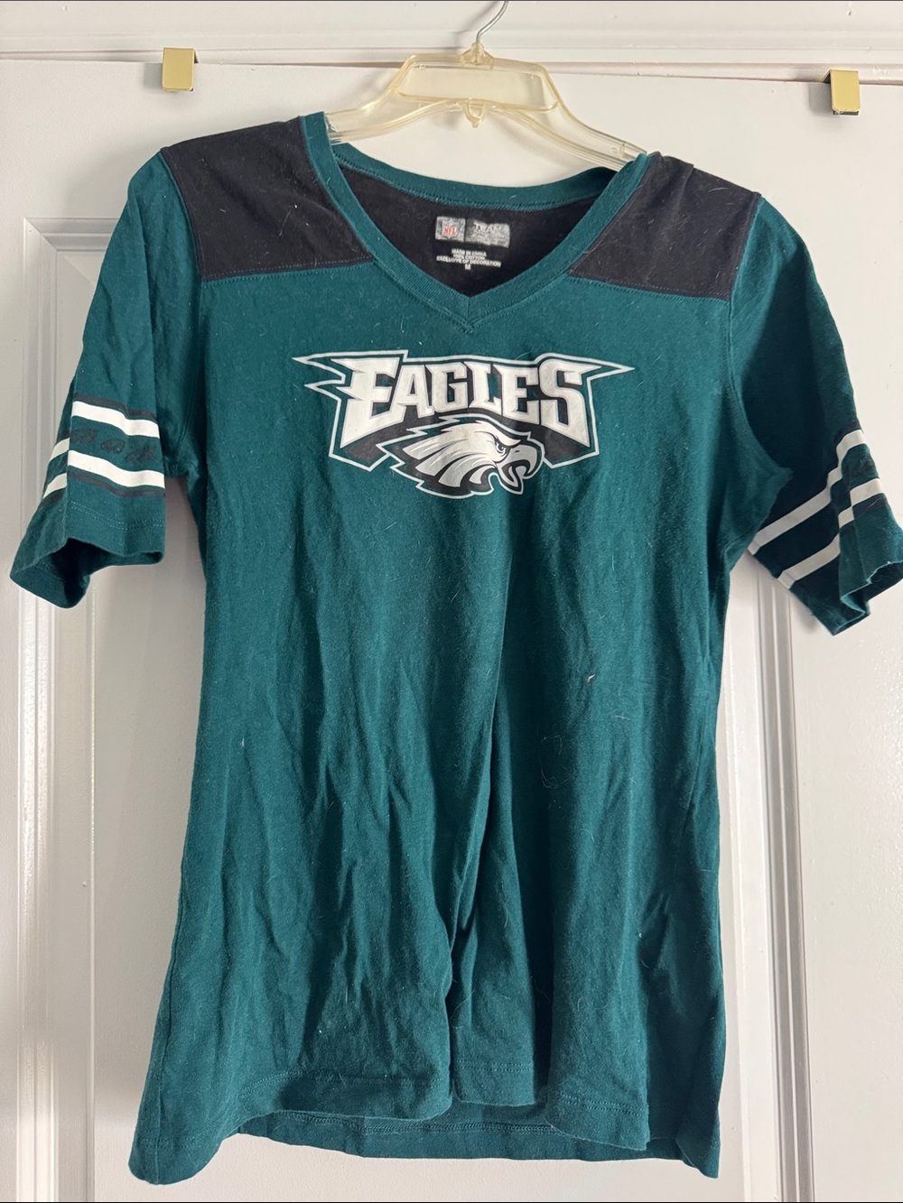 vintage Philadelphia Eagles V-Neck Tee in Midnight Green medium women’s